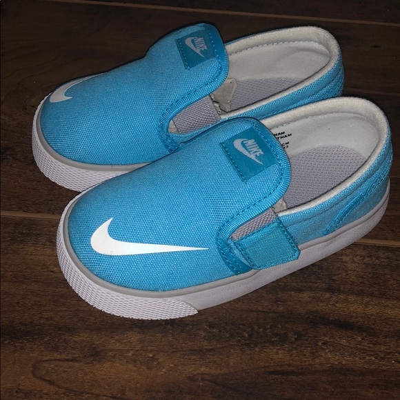 nike slip ons toddler